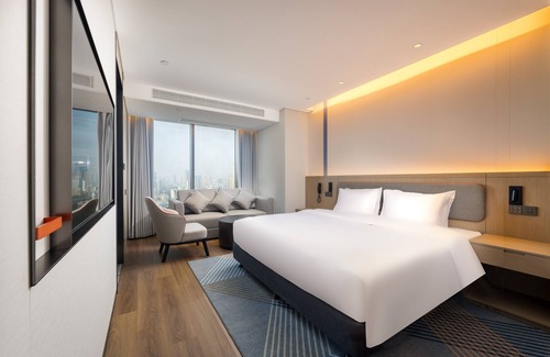 Mudan District Hotel | Holiday Inn Express Heze City Center by IHG