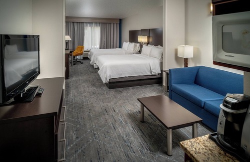 Nitro Hotel | Holiday Inn Express Hotel & Suites Cross Lanes by IHG