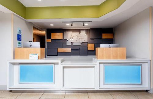 Northside Hotel | Holiday Inn Express Hotel & Suites Jacksonville-Blount Island by IHG