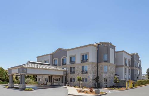 Morgan Hill Hotel | Holiday Inn Express Hotel & Suites San Jose-Morgan Hill, an Ihg Hotel