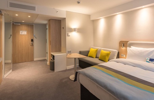 Schulenburg Hotel | Holiday Inn Express Hotel & Suites Schulenburg by IHG
