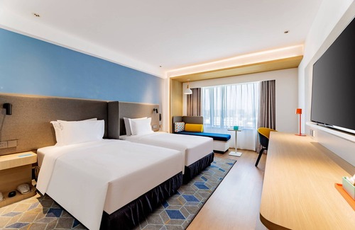 Hohhot Hotel | Holiday Inn Express Hohhot East Station by IHG