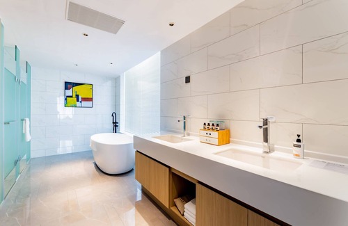 Hohhot Hotel | Holiday Inn Express Hohhot East Station by IHG