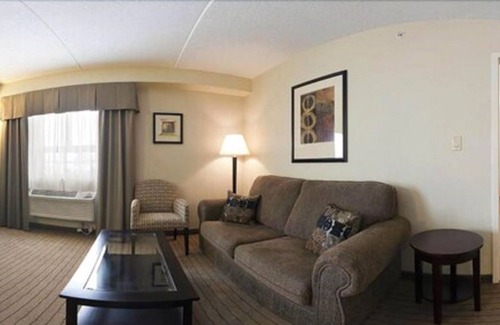 Kincardine Hotel | Holiday Inn Express Hotel & Suites Kincardine - Downtown, an IHG Hotel