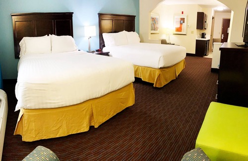 Gainesville Hotel | Holiday Inn Express Hotel & Suites Gainesville by IHG