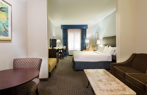 New Iberia Hotel | Holiday Inn Express Hotel & Suites New Iberia - Avery Island by IHG