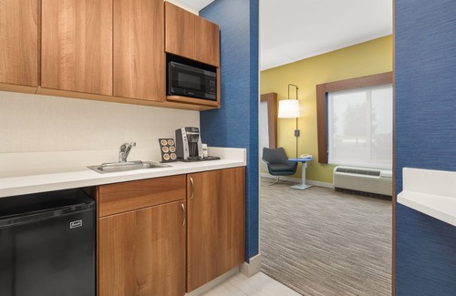 North Natomas Hotel | Holiday Inn Express Hotel Sacramento Airport Natomas by IHG