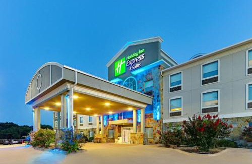 Weatherford Hotel | Holiday Inn Express Hotel and Suites Weatherford by IHG