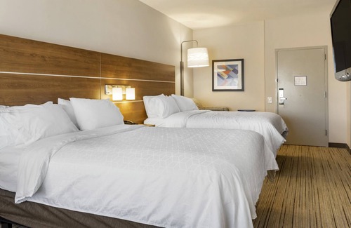 Northeast Heights Hotel | Holiday Inn Express Hotel & Suites Albuquerque Midtown by IHG