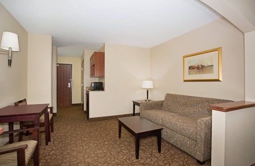 Concordia Hotel | Holiday Inn Express Hotel & Suites Concordia by IHG