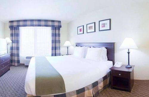 El Dorado Hotel | Holiday Inn Express Hotel & Suites El Dorado, Kansas by IHG
