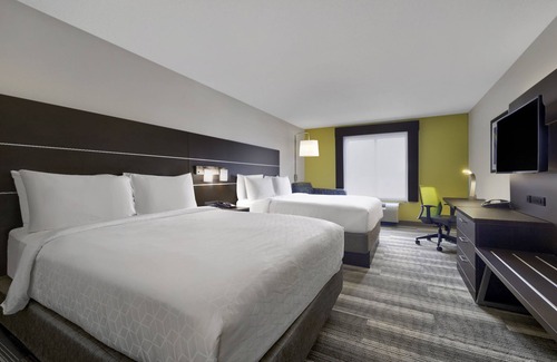 Grandview Hotel | Holiday Inn Express Hotel & Suites Kansas City - Grandview by IHG