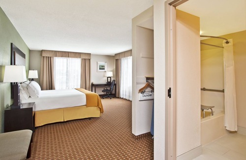 Harrington Hotel | Holiday Inn Express Hotel & Suites Harrington-Dover area, DE by IHG