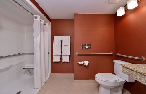 North Ocean City Hotel | Holiday Inn Express Hotel & Suites Ocean City by IHG