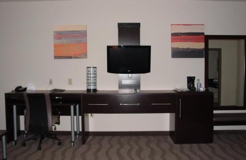 Cordova Hotel | Holiday Inn Express Hotels & Suites Rockingham West by IHG