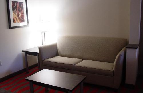 Cordova Hotel | Holiday Inn Express Hotels & Suites Rockingham West by IHG