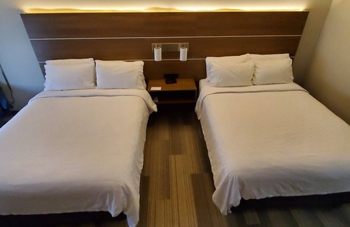 Kinston Hotel | Holiday Inn Express Hotel and Suites Kinston by IHG