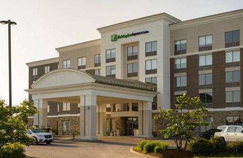 North Bay Hotel | Holiday Inn Express Hotel & Suites North Bay by IHG