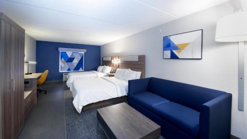 Township of Woolwich Hotel | Holiday Inn Express Hotel & Suites Waterloo - St. Jacobs Area by IHG