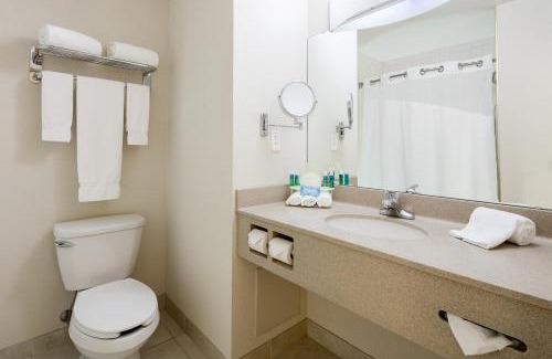 Dieppe Hotel | Holiday Inn Express Hotel & Suites Dieppe Airport by IHG
