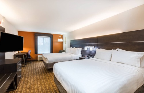 Bremen Hotel | Holiday Inn Express Hotel & Suites Bremen by IHG