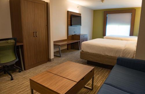 Elkhart Hotel | Holiday Inn Express Hotel & Suites Elkhart-South by IHG
