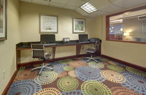 Emporia Hotel | Holiday Inn Express Hotel & Suites Emporia by IHG