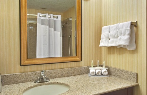 Grants Hotel | Holiday Inn Express Hotel & Suites Grants - Milan by IHG