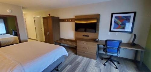 Kinston Hotel | Holiday Inn Express Hotel & Suites Kinston by IHG
