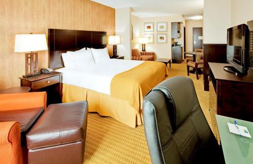 Lebanon Hotel | Holiday Inn Express Hotel & Suites Lebanon by IHG