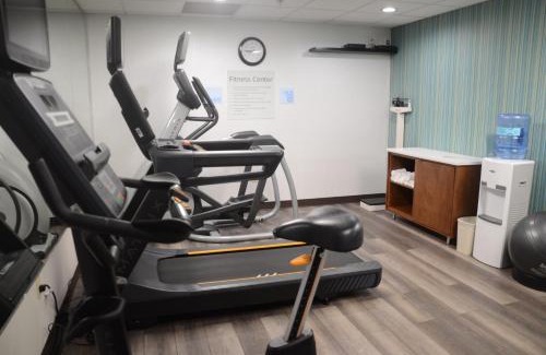 Germantown Hotel | Holiday Inn Express Hotel & Suites Memphis/Germantown by IHG