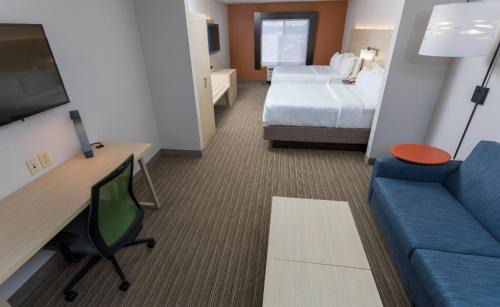 Athens Hotel | Holiday Inn Express Hotel & Suites Athens by IHG