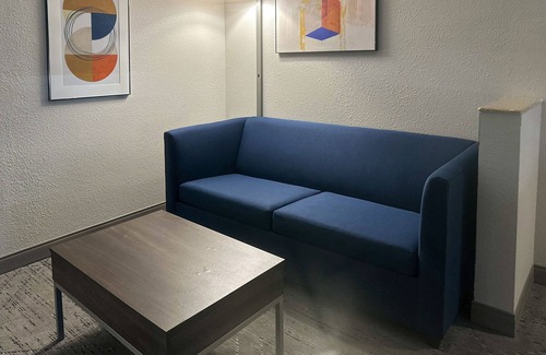 Ennis Hotel | Holiday Inn Express Hotel & Suites Ennis by IHG