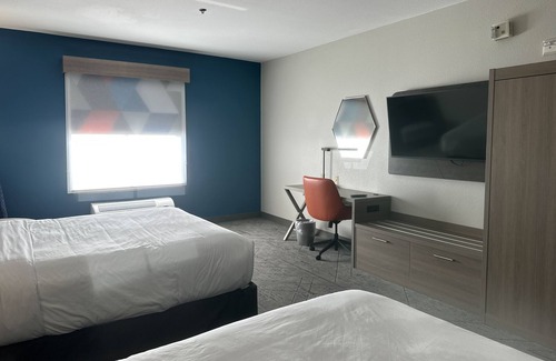 Ennis Hotel | Holiday Inn Express Hotel & Suites Ennis by IHG