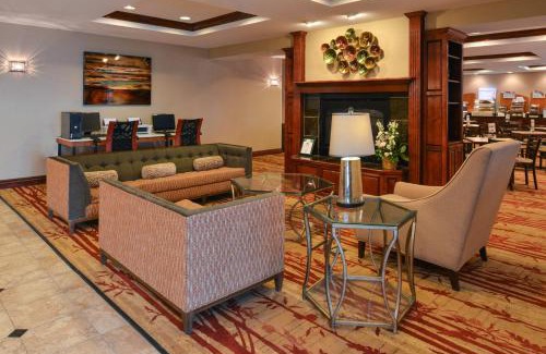 North Central Omaha Hotel | Holiday Inn Express Hotel & Suites Cherry Hills by IHG