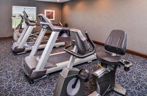 York Hotel | Holiday Inn Express Hotel & Suites York by IHG