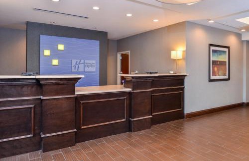 York Hotel | Holiday Inn Express Hotel & Suites York by IHG