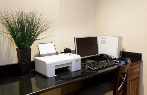 Silt Hotel | Holiday Inn Express Hotel & Suites Silt - Rifle by IHG