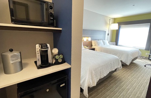 Decatur Hotel | Holiday Inn Express Hotel & Suites Decatur by IHG