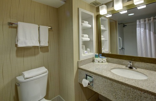 Emporia Hotel | Holiday Inn Express Hotel & Suites Emporia by IHG