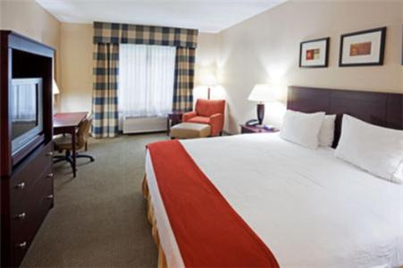Freeport Hotel | Holiday Inn Express Hotel & Suites Freeport by IHG