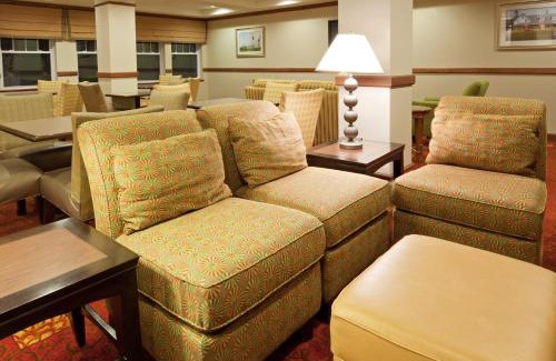 Freeport Hotel | Holiday Inn Express Hotel & Suites Freeport by IHG