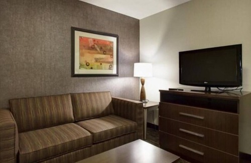 Fremont Hotel | Holiday Inn Express Hotel & Suites NORTH FREMONT by IHG