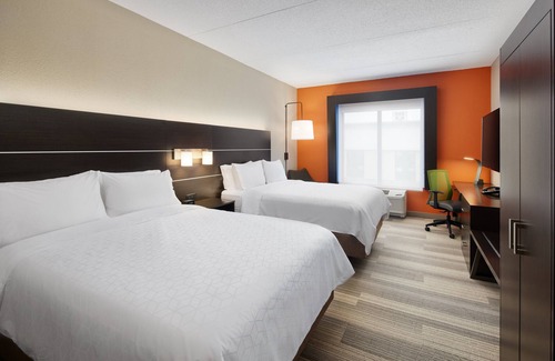 Greenwood Hotel | Holiday Inn Express Hotel & Suites Greenwood by IHG