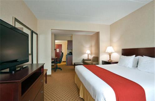 Harriman Hotel | Holiday Inn Express Hotel & Suites Harriman by IHG