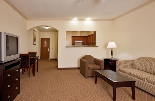 La Porte Hotel | Holiday Inn Express Hotel & Suites La Porte, an IHG Hotel