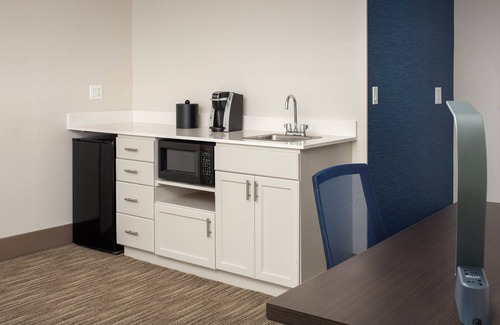 Puyallup Hotel | Holiday Inn Express Hotel & Suites Puyallup (Tacoma Area) by IHG