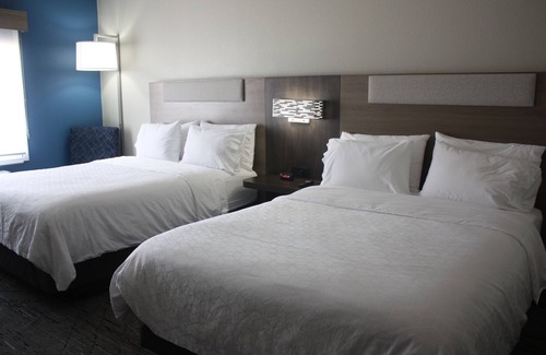 Shamrock Hotel | Holiday Inn Express Hotel & Suites Shamrock North by IHG