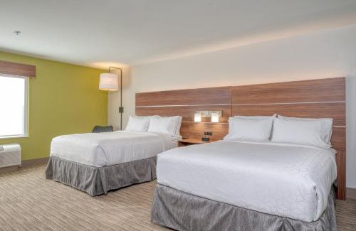 Thornburg Hotel | Holiday Inn Express Hotel & Suites Thornburg-S. Fredericksburg by IHG