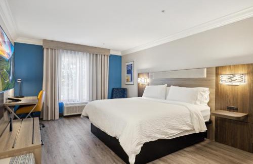 Nut Tree Hotel | Holiday Inn Express Hotel & Suites Vacaville by IHG